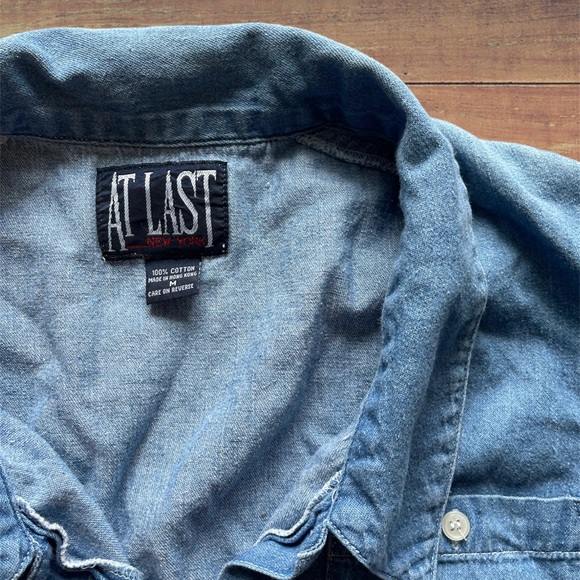 Vintage Women’s Denim Button Down - Picture 2 of 4